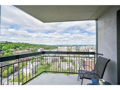 2908-150 Charlton Avenue E, Hamilton, ON - Outdoor With Exterior