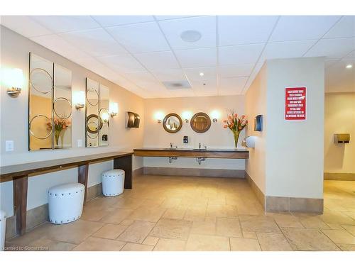 2908-150 Charlton Avenue E, Hamilton, ON - Indoor Photo Showing Other Room