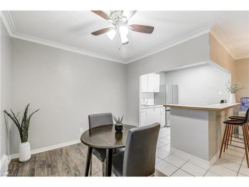 104-2052 Courtland Drive, Burlington, ON - Indoor