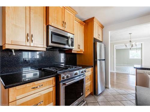 4245 Cedar Springs Road, Burlington, ON - Indoor Photo Showing Kitchen With Stainless Steel Kitchen With Upgraded Kitchen