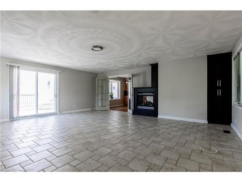 4245 Cedar Springs Road, Burlington, ON - Indoor With Fireplace