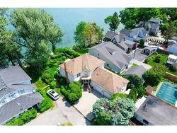 1 Twelfth Street  Grimsby, ON L3M 2V6