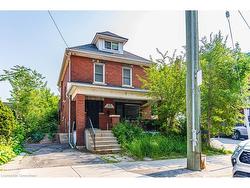 428 Aberdeen Avenue  Hamilton, ON L8P 2S2