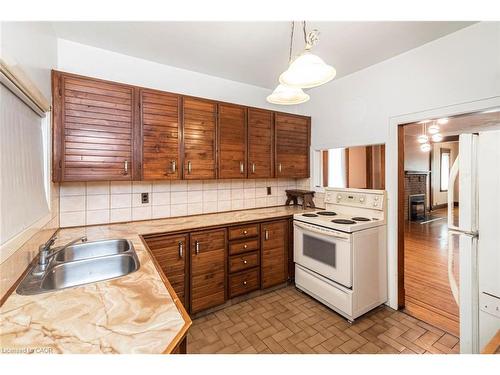 11 Grafton Avenue, Hamilton, ON - Indoor Photo Showing Kitchen With Double Sink