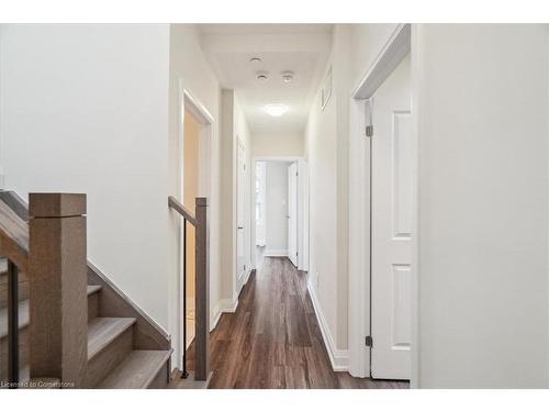 105-1593 Rose Way, Milton, ON - Indoor Photo Showing Other Room