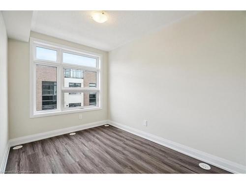 105-1593 Rose Way, Milton, ON - Indoor Photo Showing Other Room
