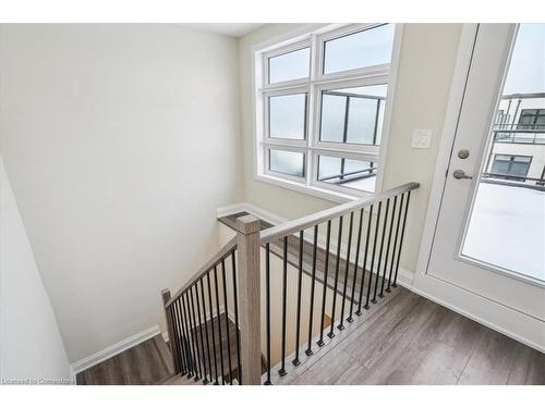 105-1593 Rose Way, Milton, ON - Indoor Photo Showing Other Room