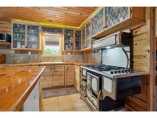 96 Charlotteville 2 Road, St. Williams, ON - Indoor Photo Showing Kitchen
