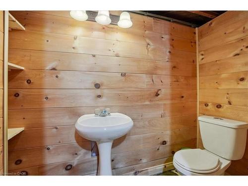96 Charlotteville 2 Road, St. Williams, ON - Indoor Photo Showing Bathroom