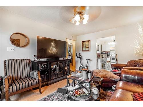 104 Oakwood Avenue, Cambridge, ON 