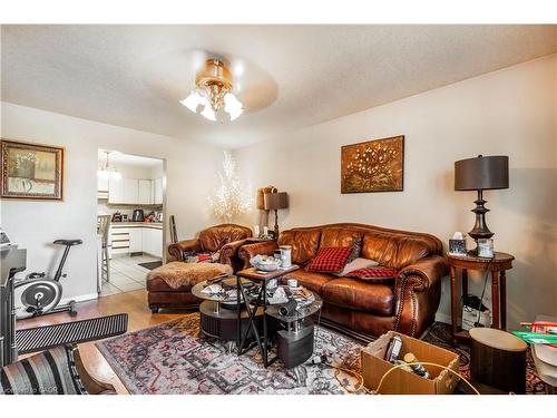 104 Oakwood Avenue, Cambridge, ON 