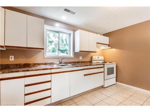 104 Oakwood Avenue, Cambridge, ON 