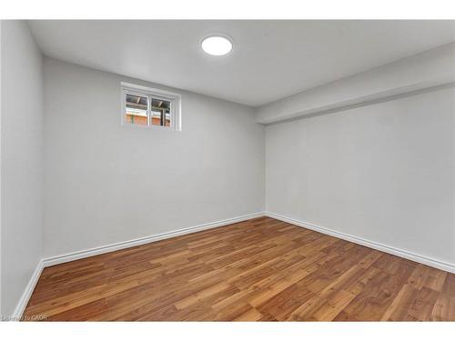 216 Sioux Road, Ancaster, ON - Indoor Photo Showing Other Room