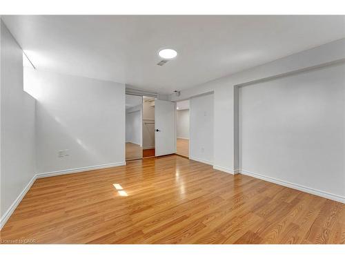 216 Sioux Road, Ancaster, ON - Indoor Photo Showing Other Room