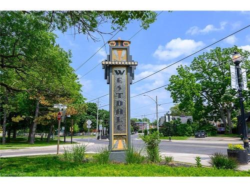 944 King Street, Hamilton, ON 