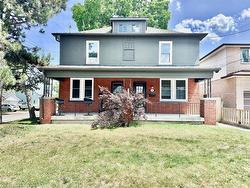 215 Rosewood Road  Hamilton, ON L8K 3J5