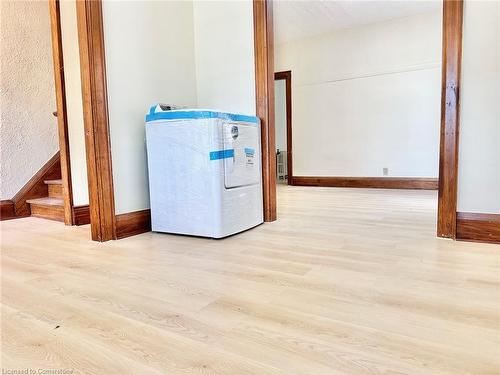 215 Rosewood Road, Hamilton, ON - Indoor Photo Showing Other Room