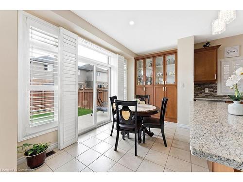 67 Bellroyal Crescent, Stoney Creek, ON - Indoor Photo Showing Dining Room