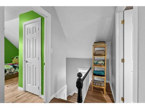 99 Robins Avenue, Hamilton, ON - Indoor