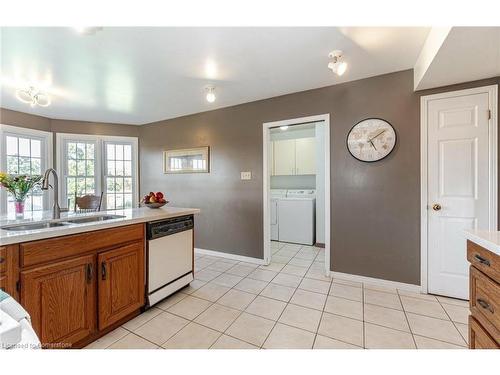 8299 Concession 2 Rd, West Lincoln, ON - Indoor Photo Showing Kitchen With Double Sink