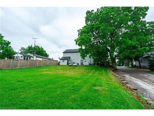 154-156 Freelton Road, Freelton, ON 