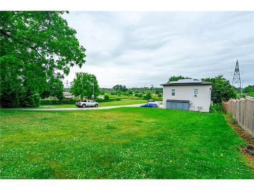 154-156 Freelton Road, Freelton, ON 