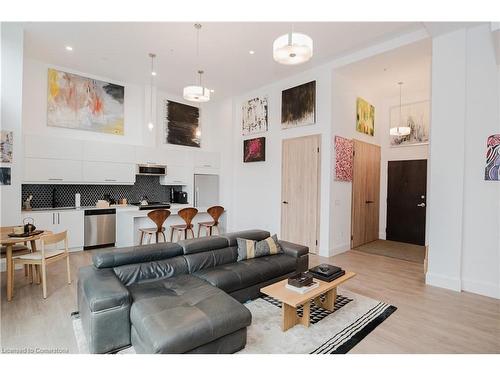 Lph13-118 King Street E, Hamilton, ON - Indoor Photo Showing Living Room