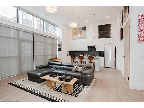 Lph13-118 King Street E, Hamilton, ON - Indoor Photo Showing Living Room