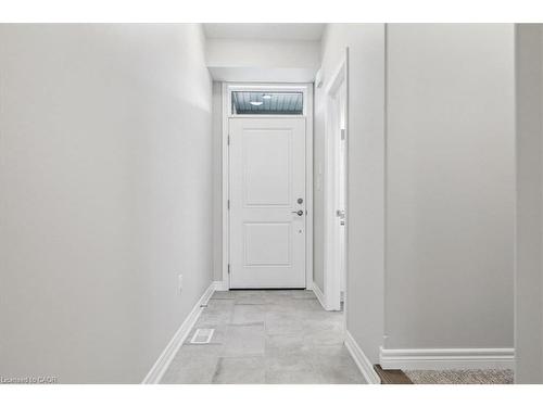 101 Elvira Way, Thorold, ON - Indoor Photo Showing Other Room