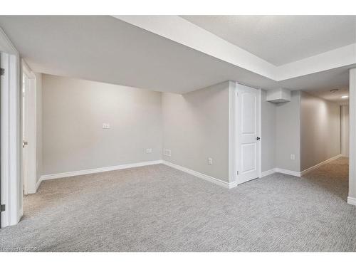 101 Elvira Way, Thorold, ON - Indoor Photo Showing Other Room