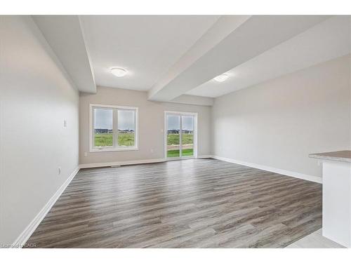 105 Elvira Way, Thorold, ON - Indoor