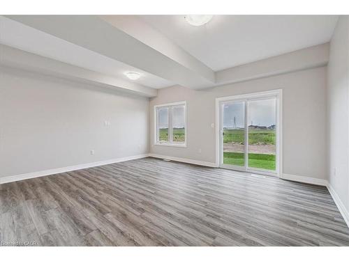 105 Elvira Way, Thorold, ON - Indoor Photo Showing Other Room