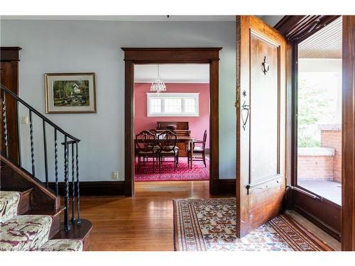 74 Chedoke Avenue, Hamilton, ON - Indoor Photo Showing Other Room