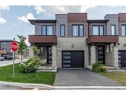 31 Southam Lane  Hamilton, ON L9C 0E9