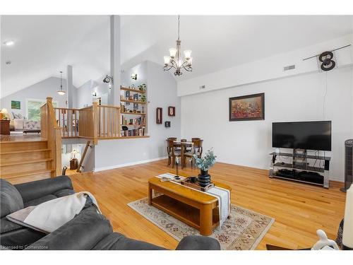 582 Upper James Street, Hamilton, ON 