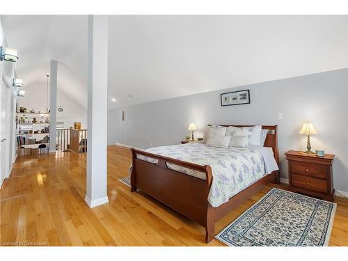 582 Upper James Street, Hamilton, ON 