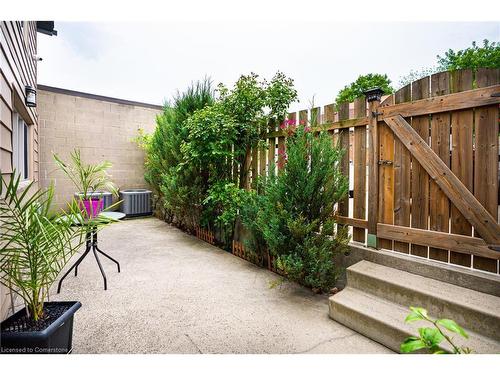 582 Upper James Street, Hamilton, ON 