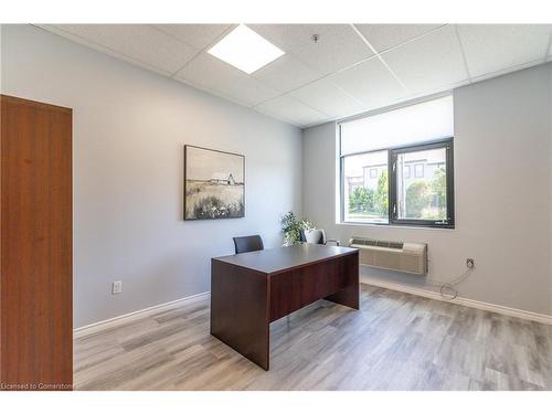 4-64 Frederick Drive, Guelph, ON 