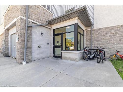 4-64 Frederick Drive, Guelph, ON 