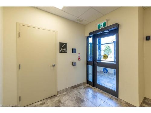 4-64 Frederick Drive, Guelph, ON 