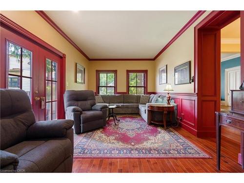 275 Cumberland Avenue, Hamilton, ON 