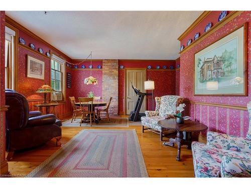 275 Cumberland Avenue, Hamilton, ON 