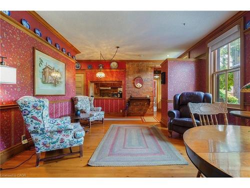 275 Cumberland Avenue, Hamilton, ON 