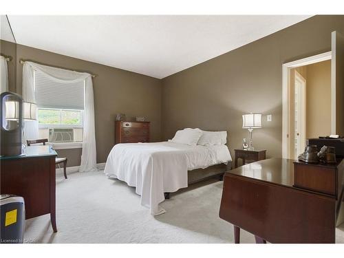 275 Cumberland Avenue, Hamilton, ON 