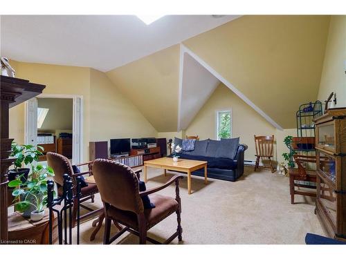 275 Cumberland Avenue, Hamilton, ON 