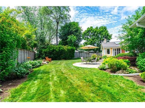 98 Hadley Drive, Ancaster, ON - Outdoor