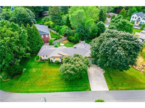98 Hadley Drive, Ancaster, ON - Outdoor