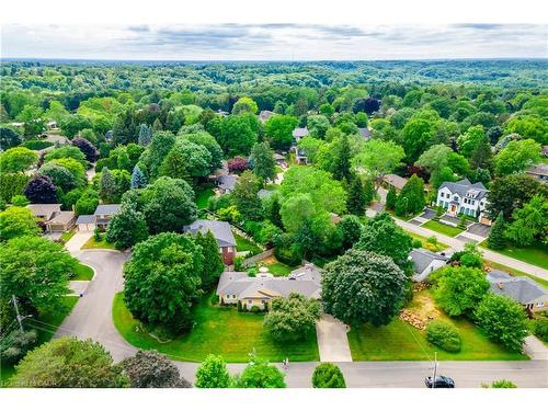 98 Hadley Drive, Ancaster, ON - Outdoor