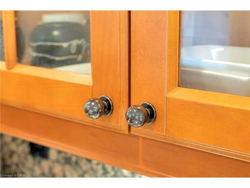 746 Roxborough Avenue, Hamilton, ON - Indoor Photo Showing Kitchen