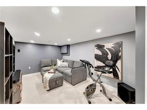 746 Roxborough Avenue, Hamilton, ON - Indoor